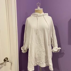 Urban Outfitters Sweatshirt